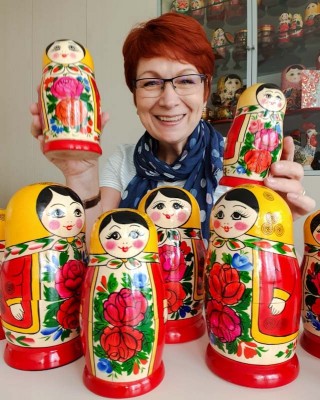 Simboli Rusije | Ruska BABUŠKA matrjoška, prinašalka družinske sreče in ljubezni