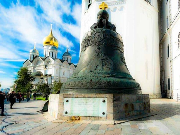 Znamenitosti Rusije | Znamenitosti Moskve | Ali veste, da se Rusi ponašajo z največjim zvonom na svetu?  | Rdeči trg in Kremelj