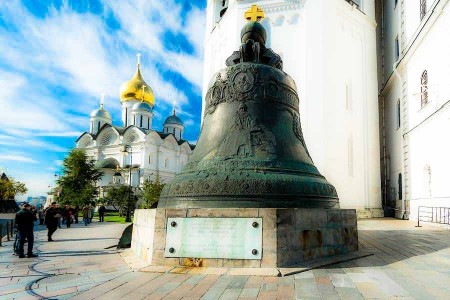 Znamenitosti Moskve | Ali veste, da se Rusi ponašajo z največjim zvonom na svetu?  | Rdeči trg in Kremelj