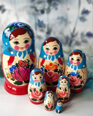 Ruska babuška matrjoška | Igrača, spominek in zanimivo darilo