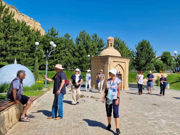 Potovalna agencija Ruski ekspres. Potovanje v Uzbekistan - Mnenje zadovoljnih sopotnikov turistične agencije Ruski ekspres o Uzbekistanu